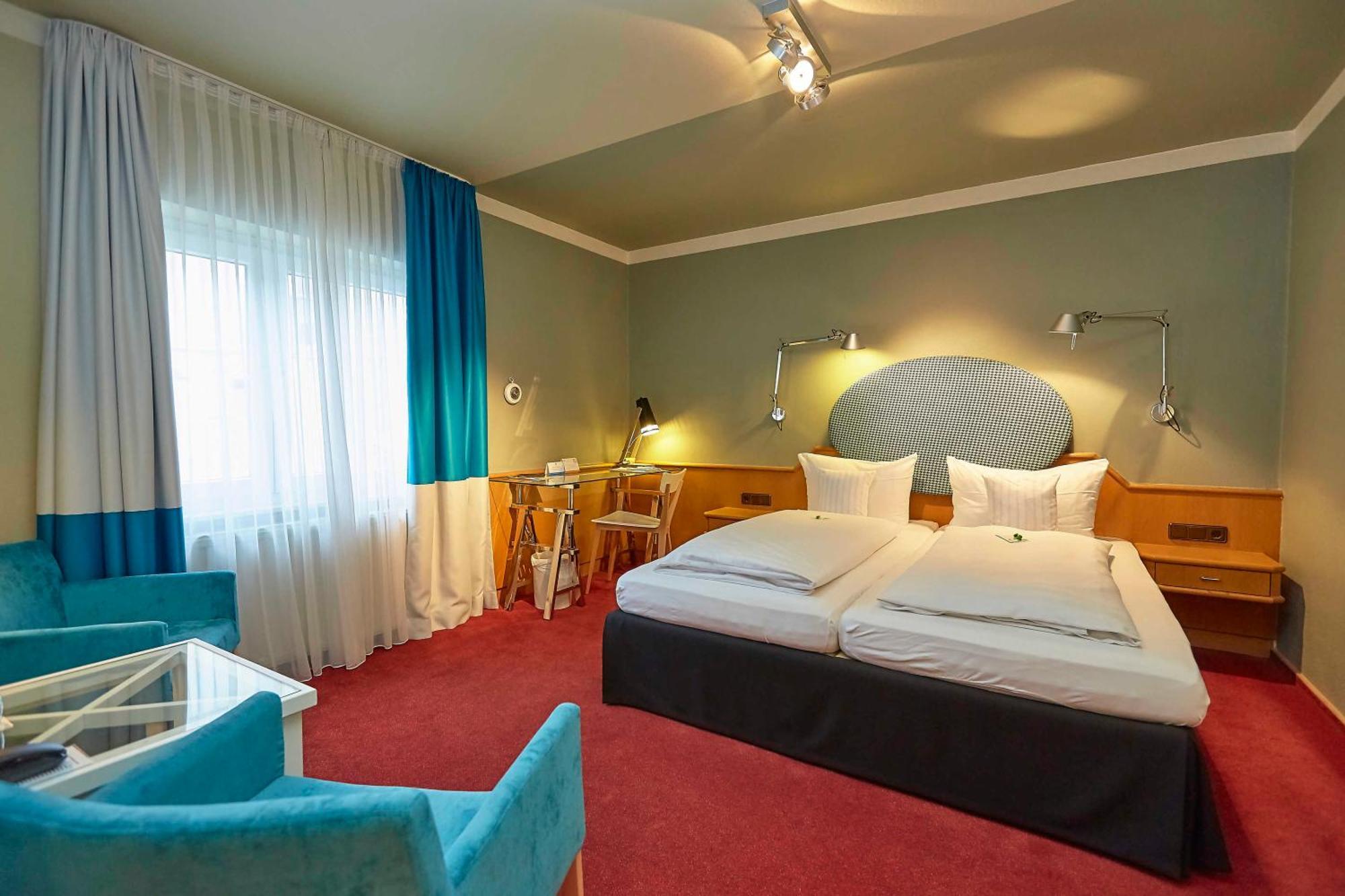 Flair Hotel Zum Storchen Bad Windsheim Kültér fotó